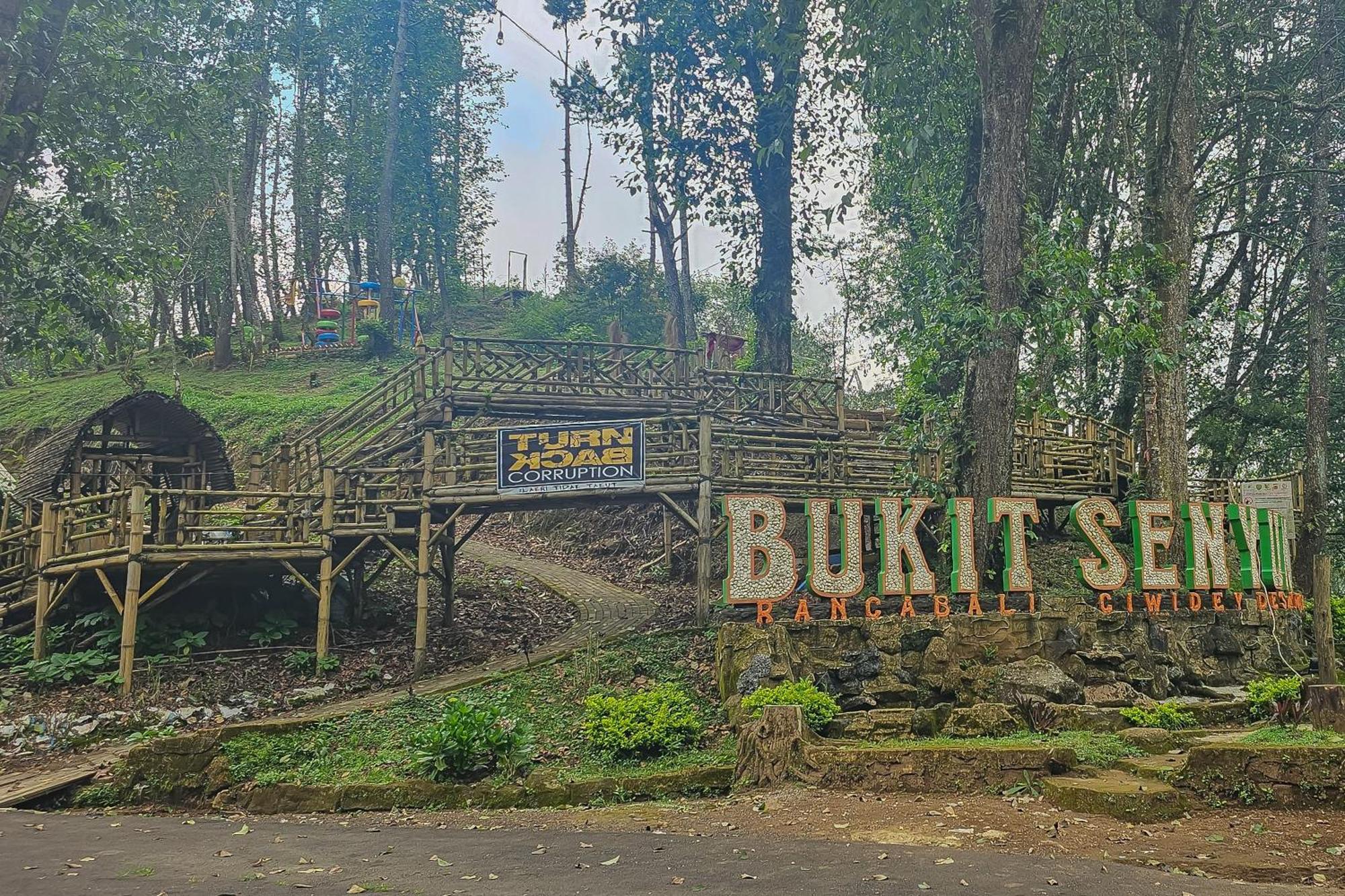 Bukit Senyum Residence Mitra Reddoorz Baruhtunggul Bagian luar foto